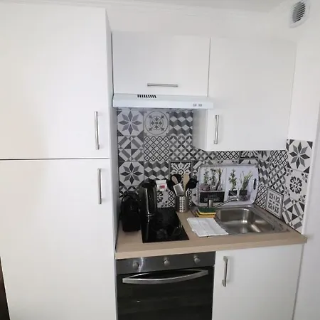 Casa de Férias Superbe 2 Piece Tout Confort , Piscine /ac/parking